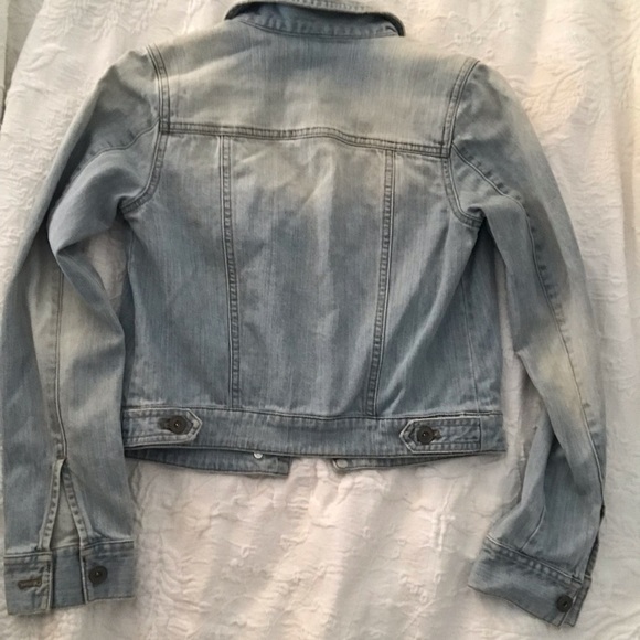 B.P. Jean Jacket in Light Wash - Picture 4 of 4